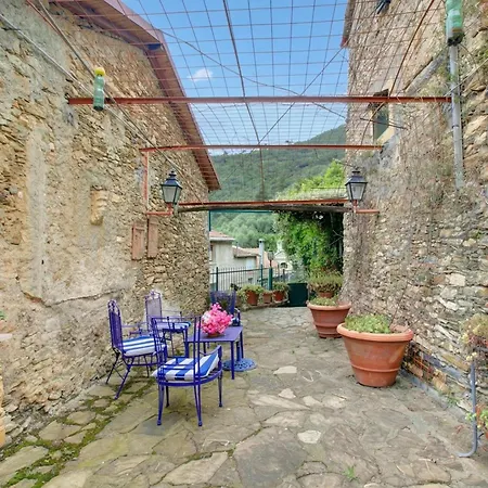 Ca Veggia For Nature Lovers With Views & Garden - Happy Hébergement de vacances Stellanello